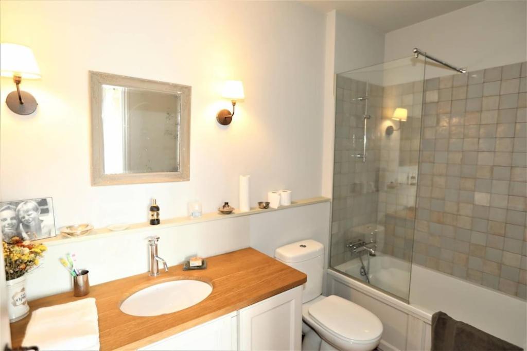 In Gordes, Facing The Entire Luberon Park A Beautiful 5 Bedrooms House Eksteriør bilde