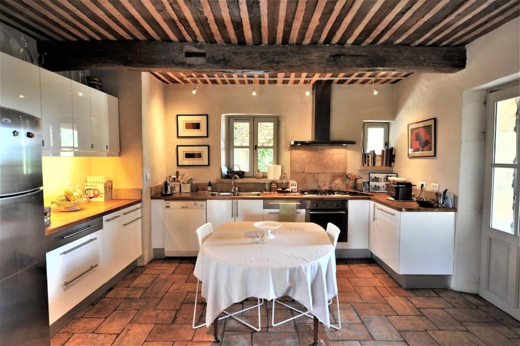 In Gordes, Facing The Entire Luberon Park A Beautiful 5 Bedrooms House Eksteriør bilde