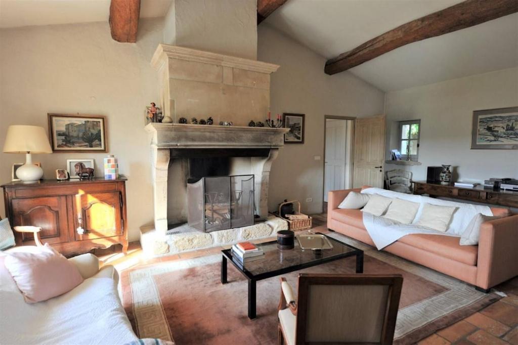 In Gordes, Facing The Entire Luberon Park A Beautiful 5 Bedrooms House Eksteriør bilde